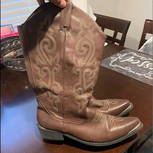 Torrid Cowboy Boots Brown. size 12W